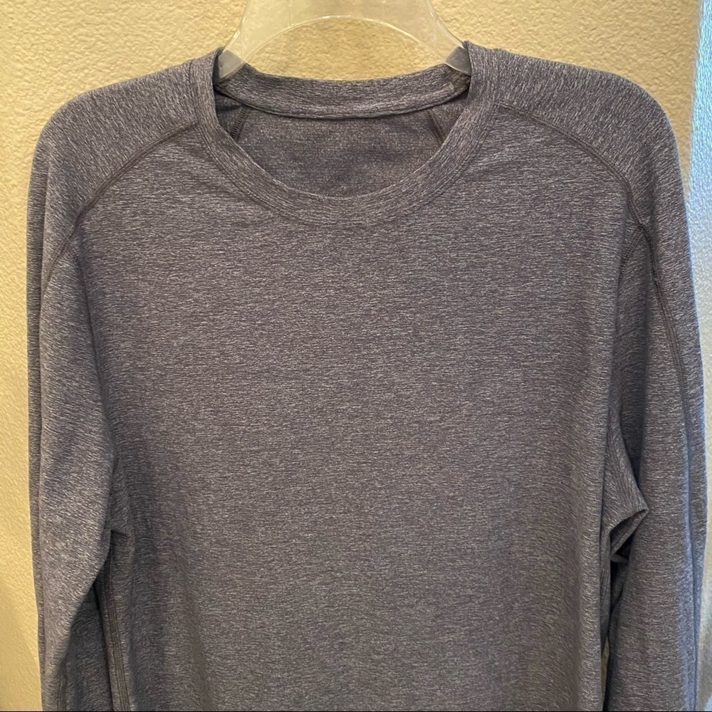 LULULEMON Men Gray Long Sleeve Top Size S/M - Picture 3 of 5